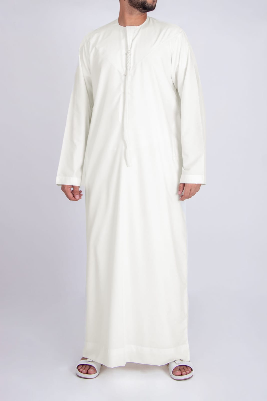T-02 White Classic Men’s Thobe with Printed Detailing
