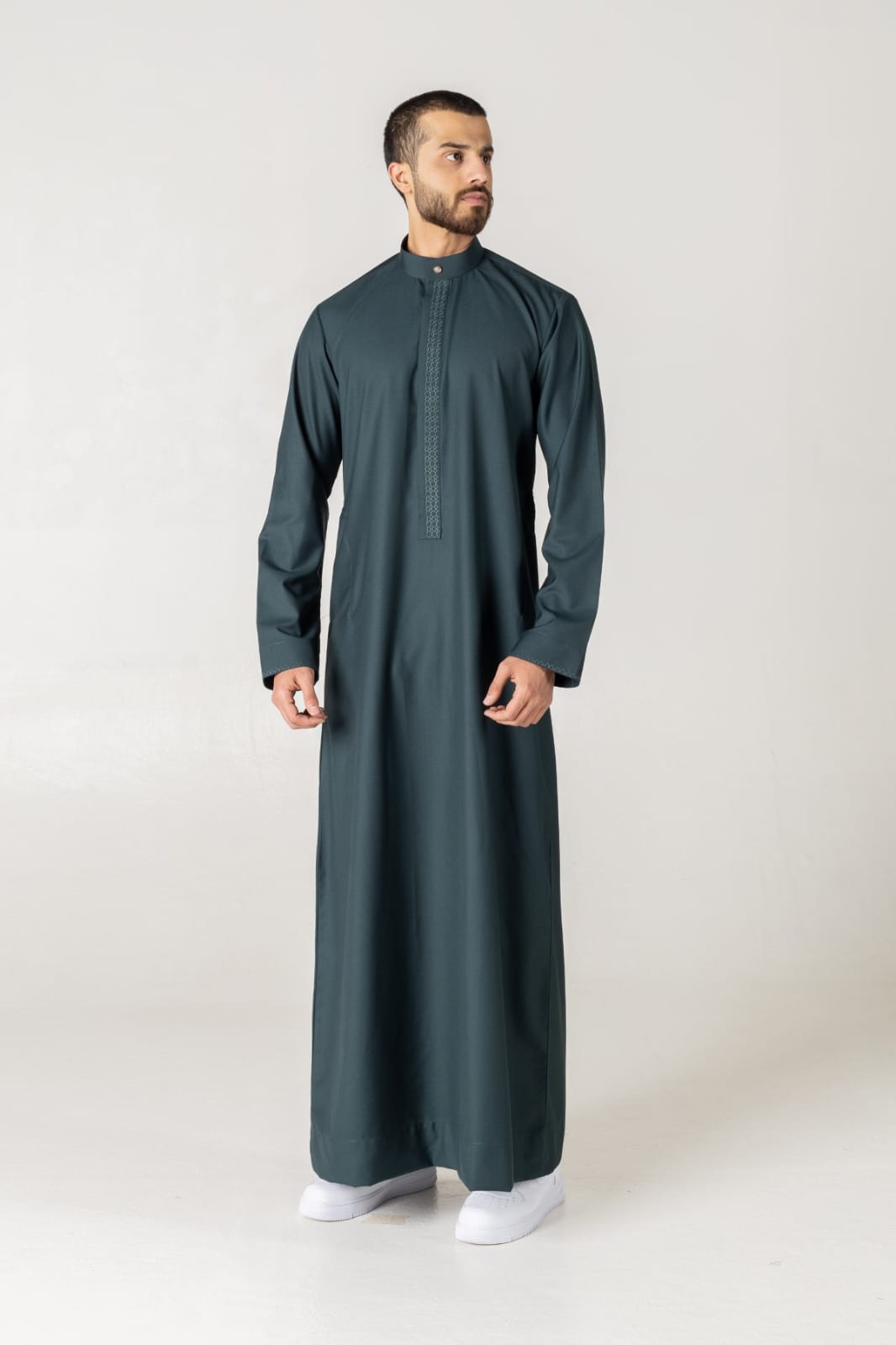 T-10 Green Classic Men’s Thobe with Printed Detailing