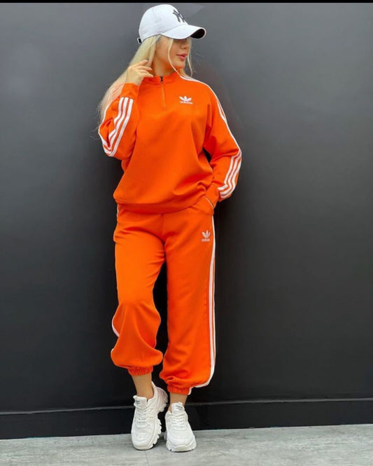 Saimwear Embroidery Side Stripe Fleece Tracksuit CH 403